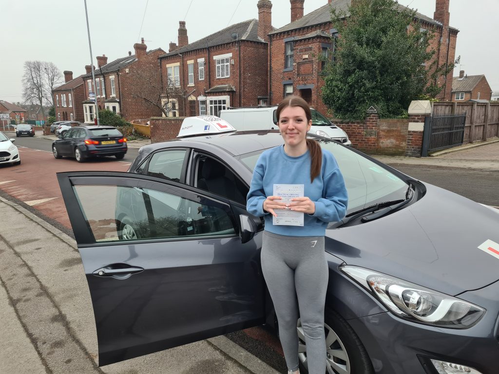 First Test of 2022 and its a PASS! Driving Lessons Wakefield