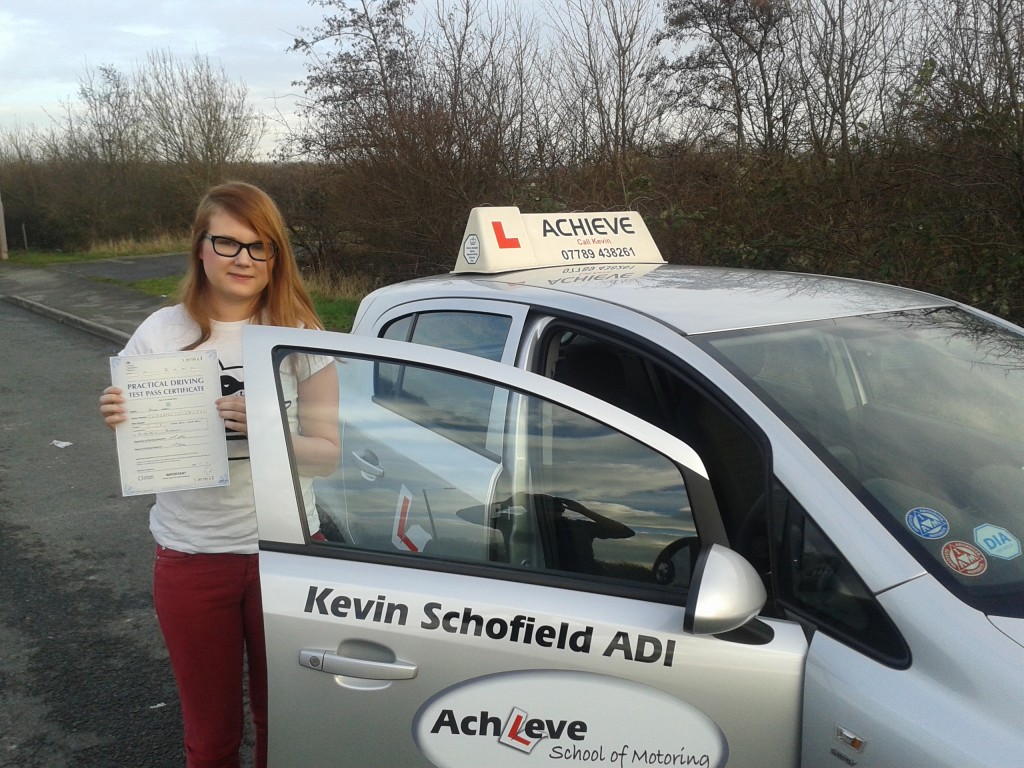 hannah lobban passes her driving test.